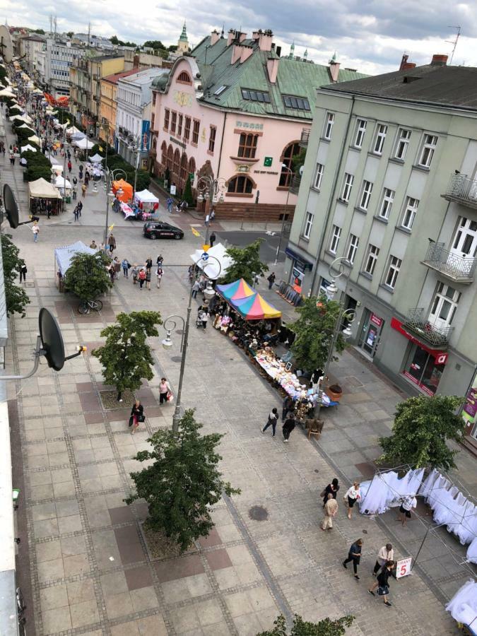 Family Sauna Apartments: Downtown Comfort with Private Wellness Kielce Exterior photo